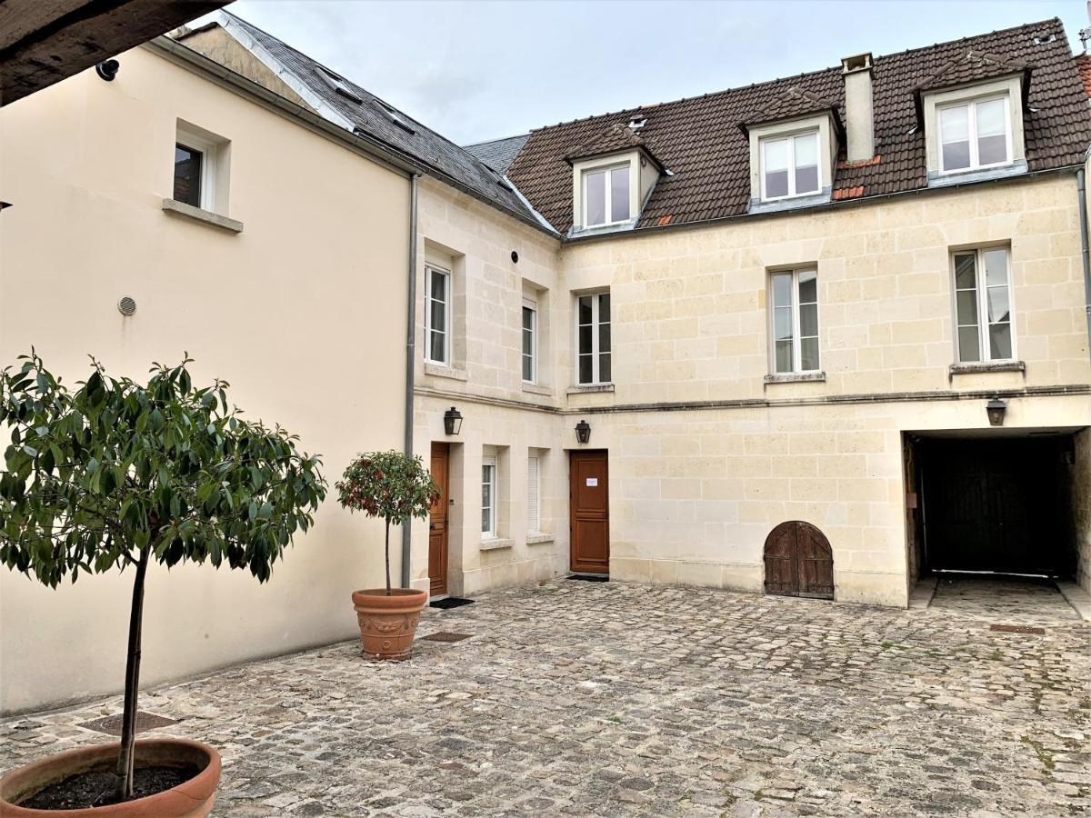 Hotel Le Regent Villers-Cotterets  Exterior photo